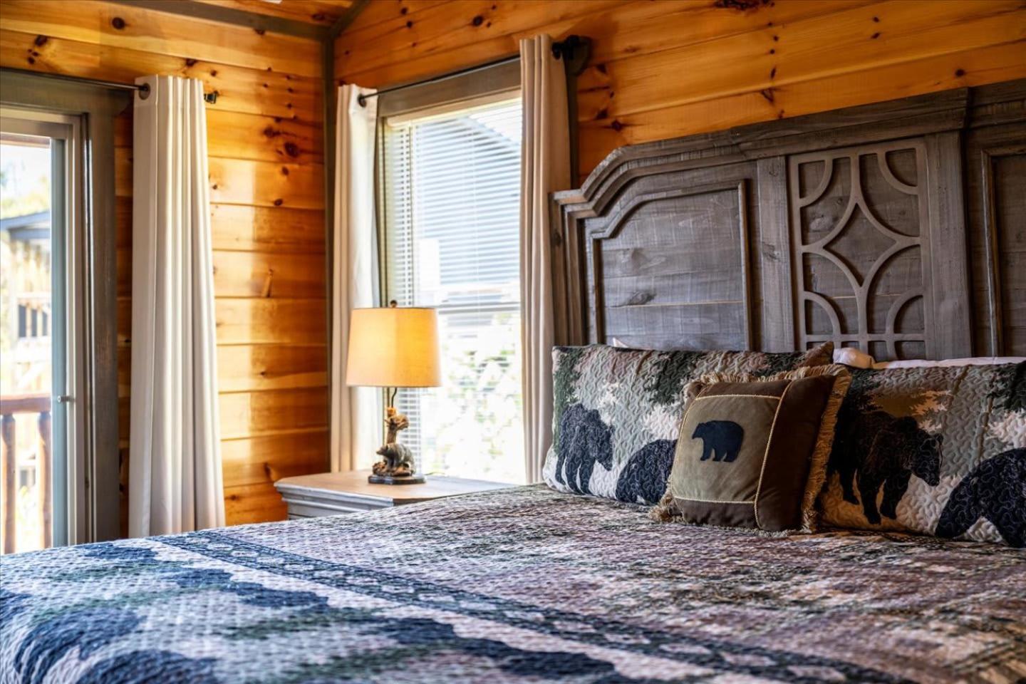 Indoor Pool, Volleyball Beach, Mountain View, Luxury Gatlinburg Exterior photo