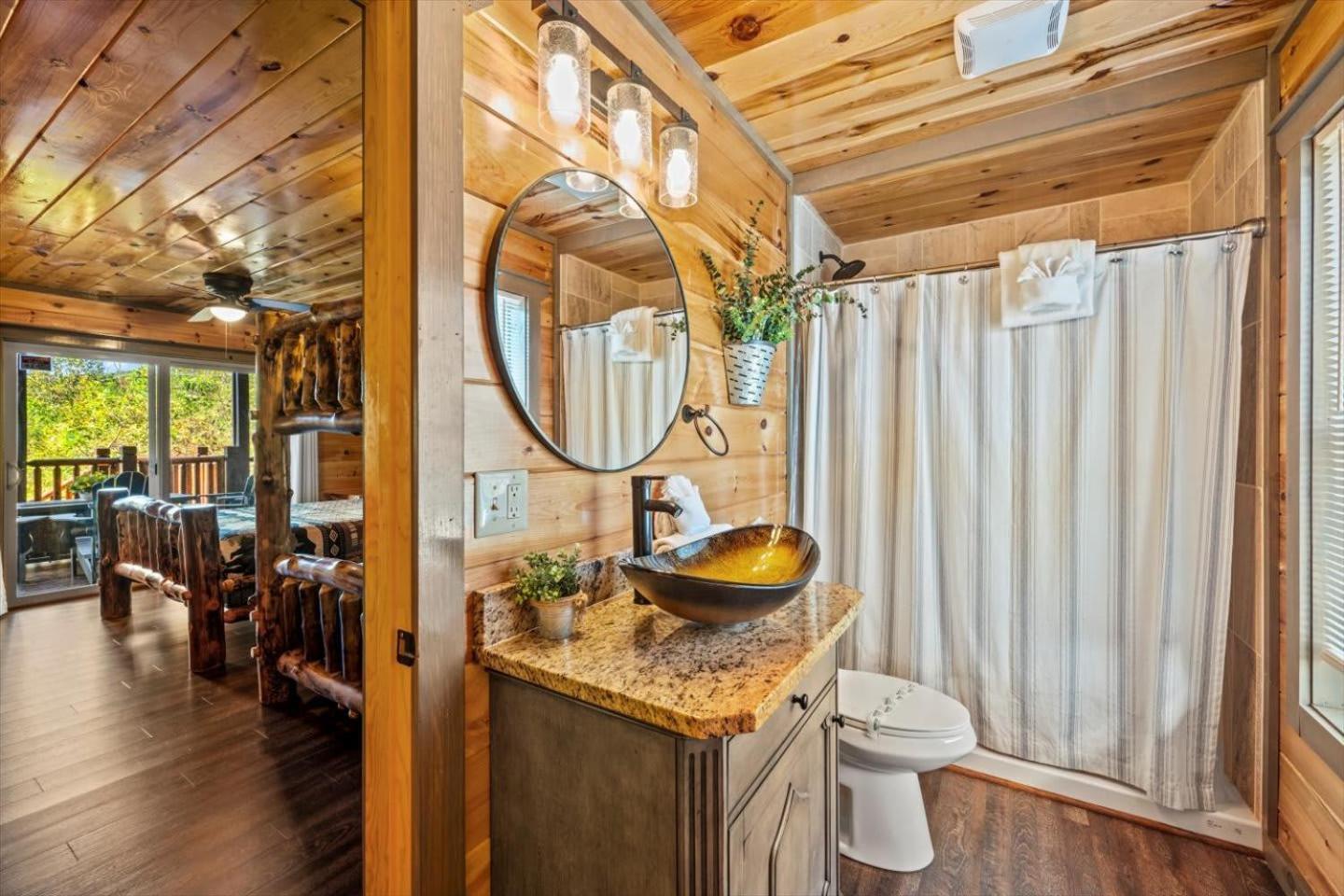 Indoor Pool, Volleyball Beach, Mountain View, Luxury Gatlinburg Exterior photo